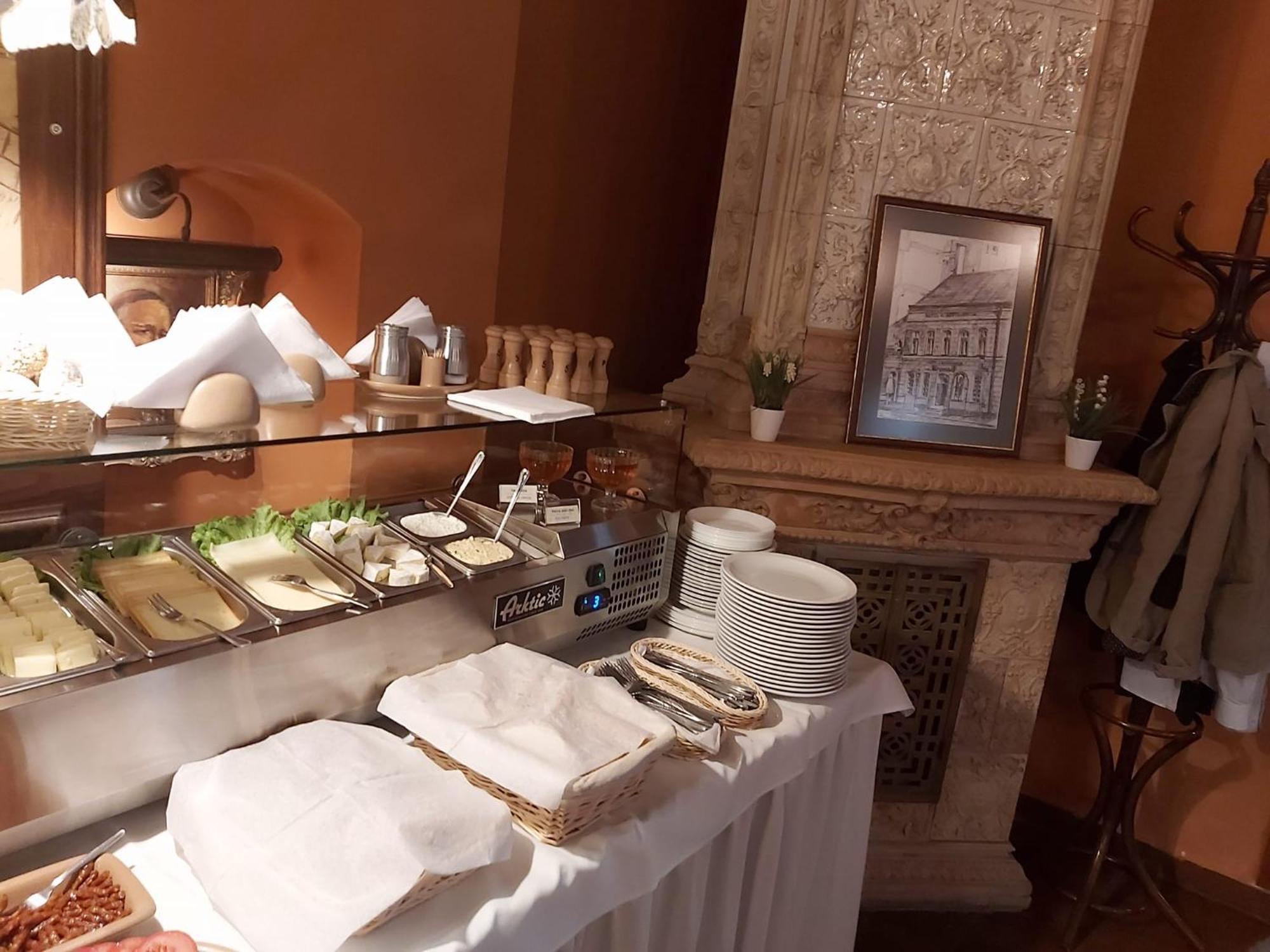 Legenda Hotel 2*